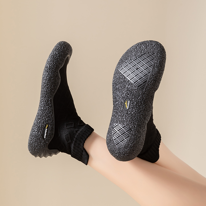 GallonShark Lightweight Barefo - Pilates Yoga Shoes ulasan dan harga