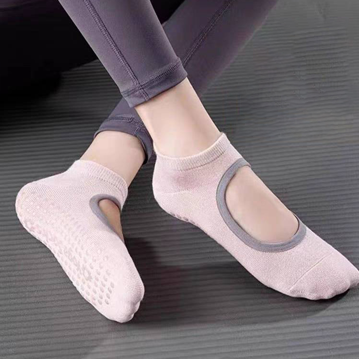 Non-Slip Yoga Socks for Women  - Pilates Yoga Youtube ulasan dan harga